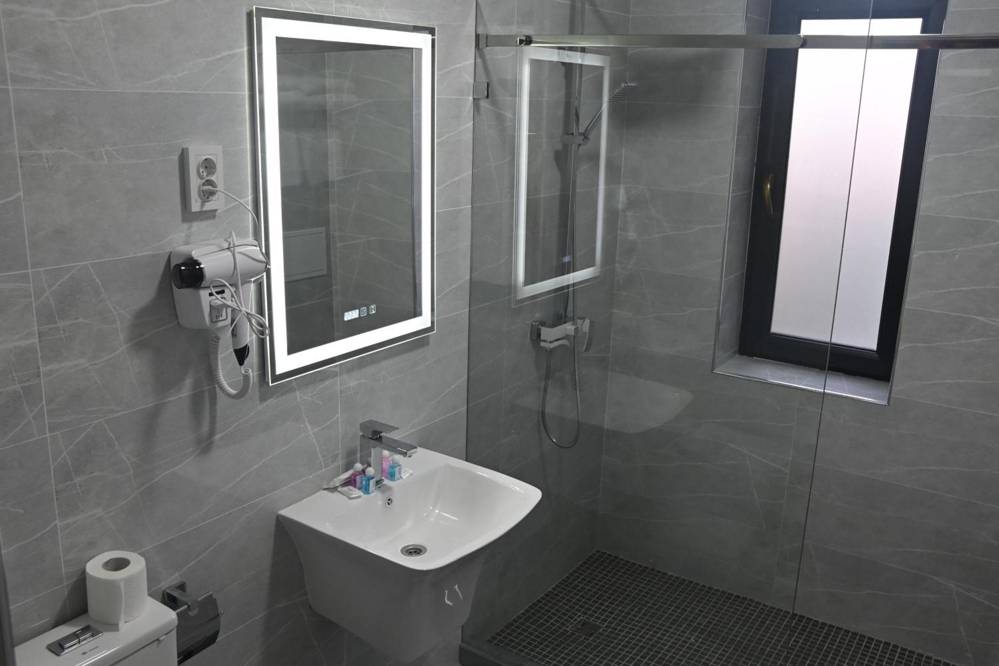 My Status Hotel Ташкент Экстерьер фото