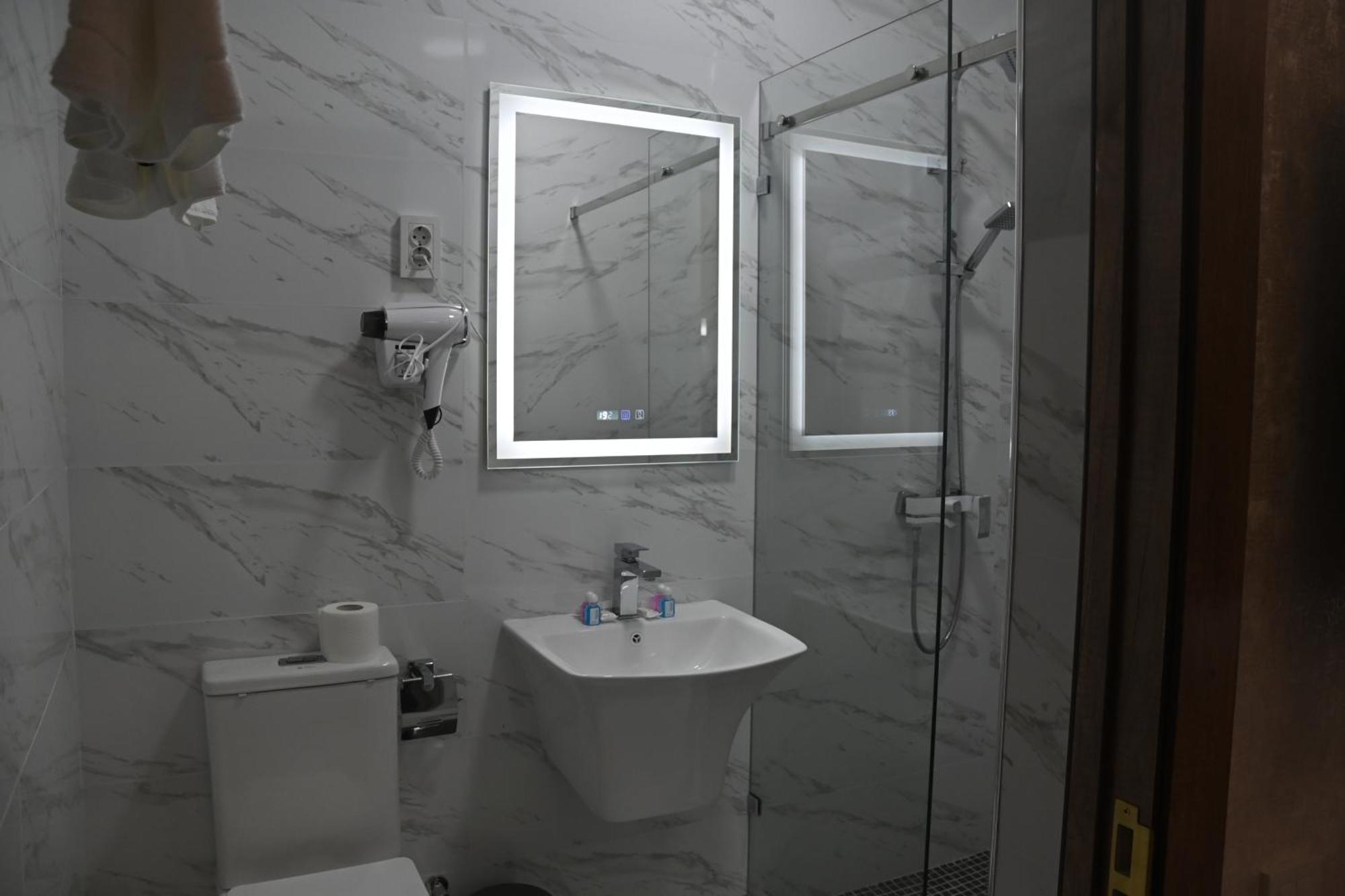 My Status Hotel Ташкент Экстерьер фото